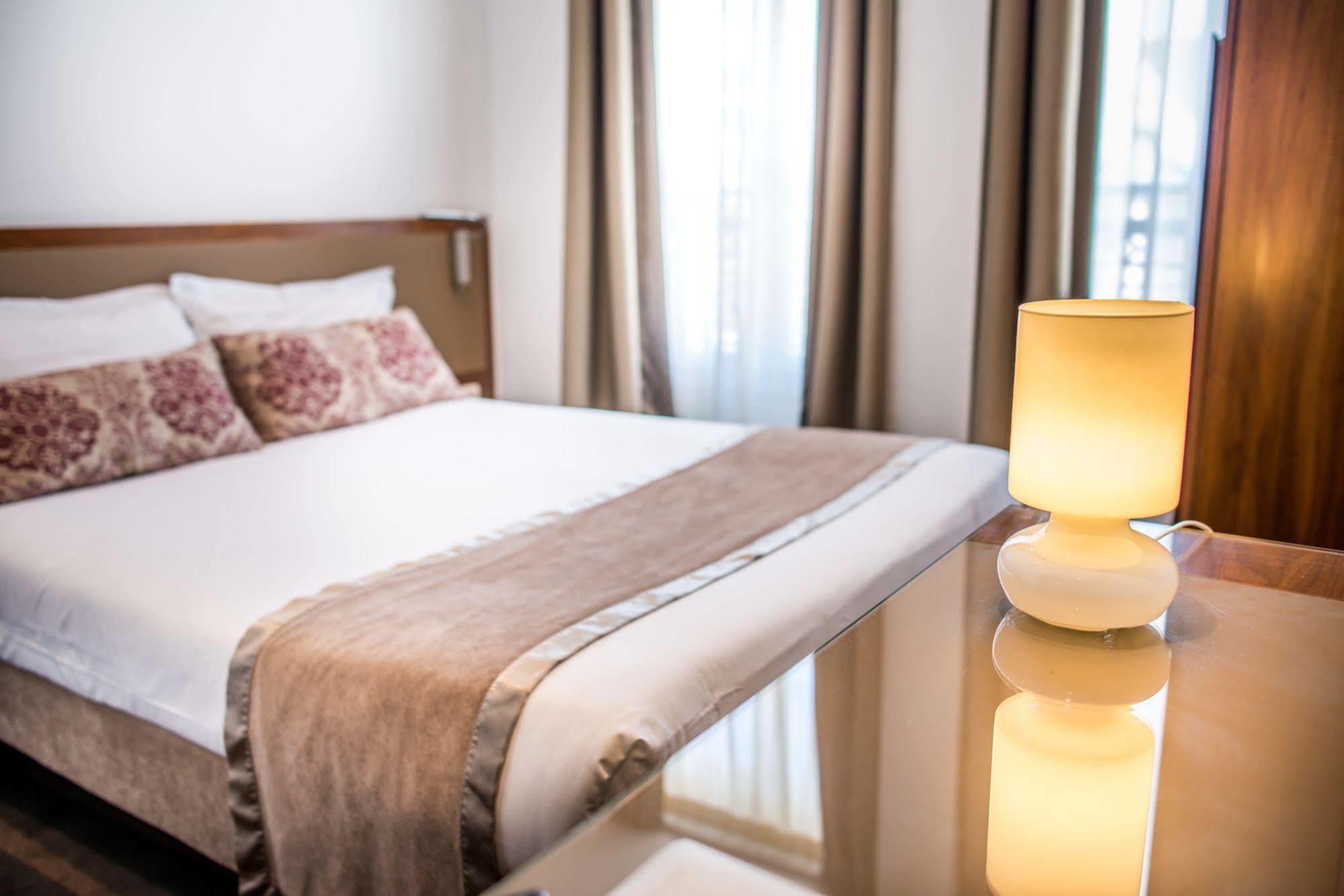 Art Hotel Congres 파리 외부 사진